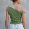 Asymmetrisches One-Shoulder Top mit Drehung - JULE thumbnail number 9