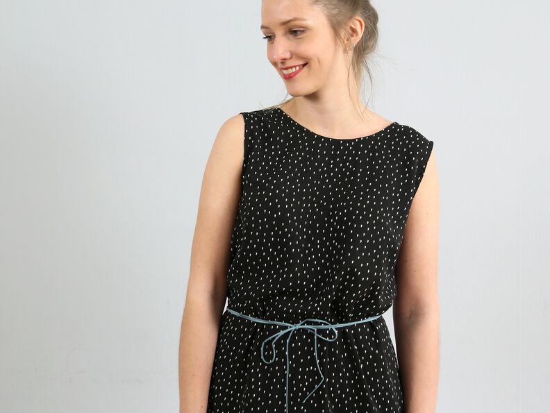 FRAU SELMA - Sommerkleid mit Rückendekoltée XS-XL image number 5