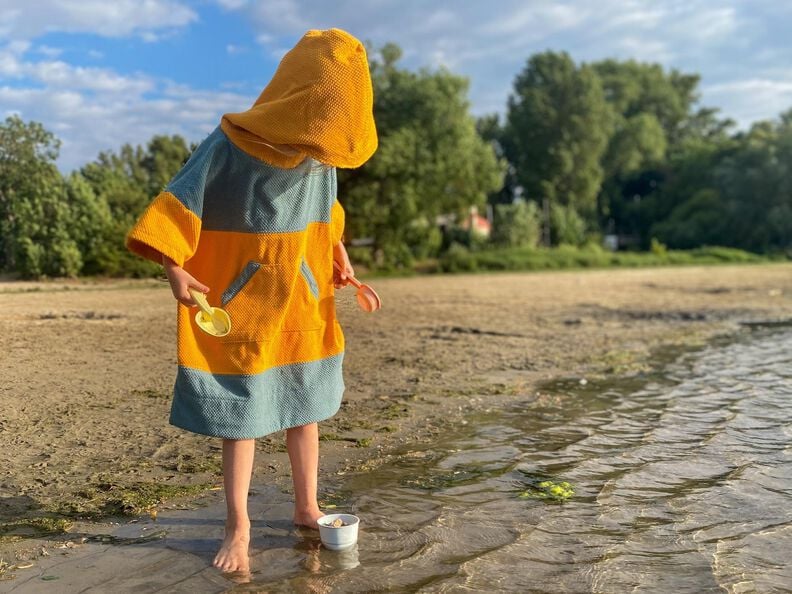 Knubbsäl - Poncho image number 8