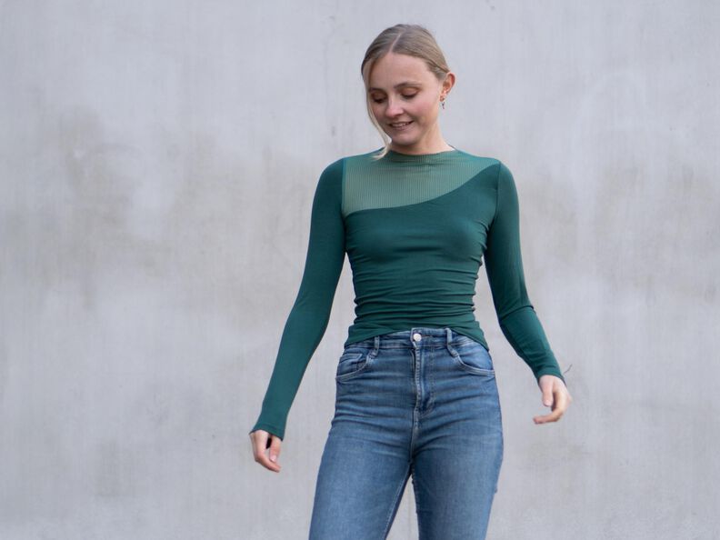 Elegantes Asymmetrisches Langarmshirt - ANOUK image number 4