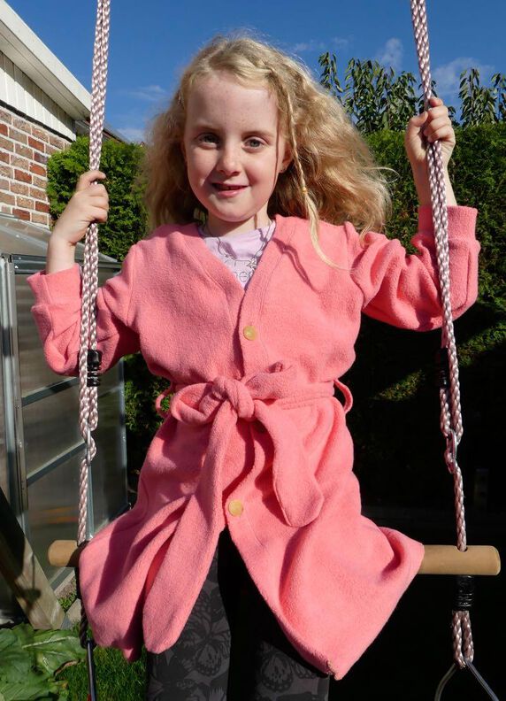 Sweatjacke mit Gürtel "Jannicke", Gr. 62 – 104 image number 5