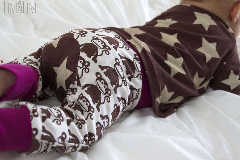 Set "Wickeljäckchen & Monkey Pants " image number 3