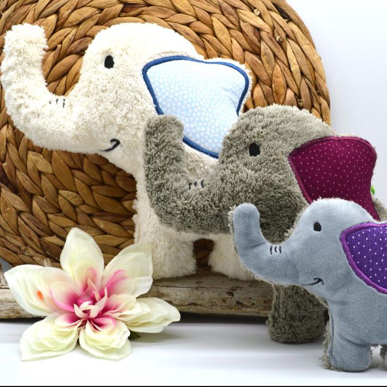 Stickdatei Elefant ITH Kuscheltier in mehreren Größen image number 1