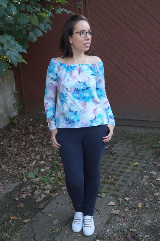 Shirt Carmen image number 4