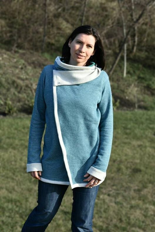 J-Julie Woman image number 2