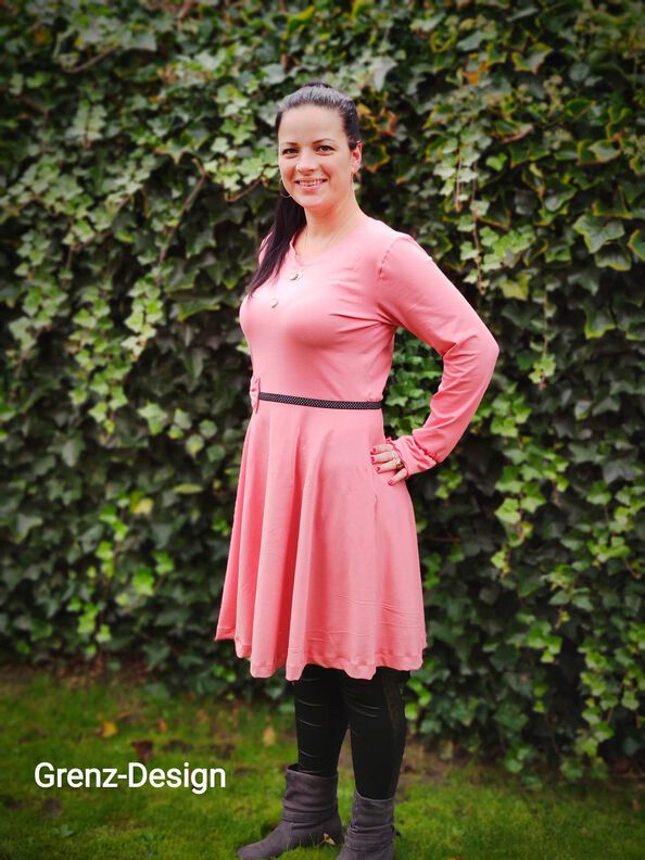 Drehkleid MISS MARLENE Damen Gr. 34 - 54 image number 3