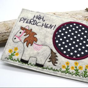 Stickdatei Mugrug Pferd Pferdewiese