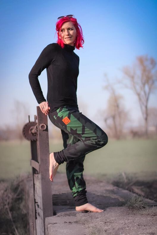 Joggingpants Jardin DE/EN/FR image number 10