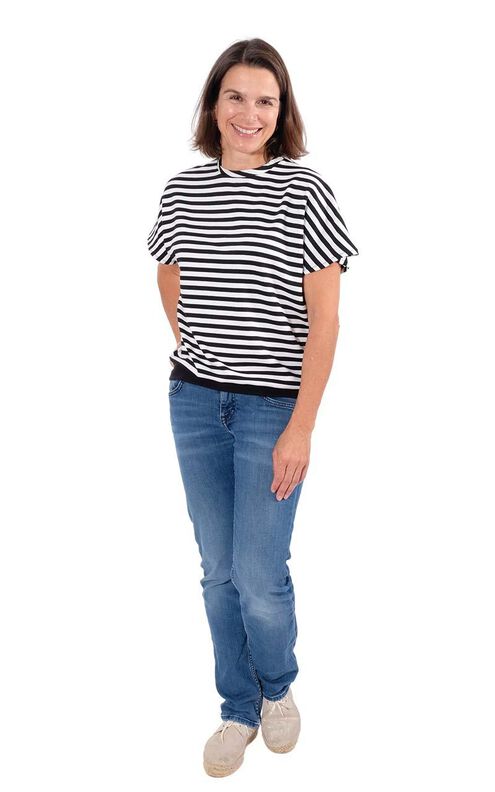 Shirt "Harriet" Nähanleitung und Schnitt Gr. 158–46 image number 9