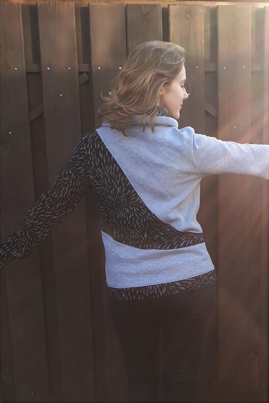 Lara Hoodie mit Wellenmuster, Kapuze, Kragen BU 80-116 A4+A0 image number 3