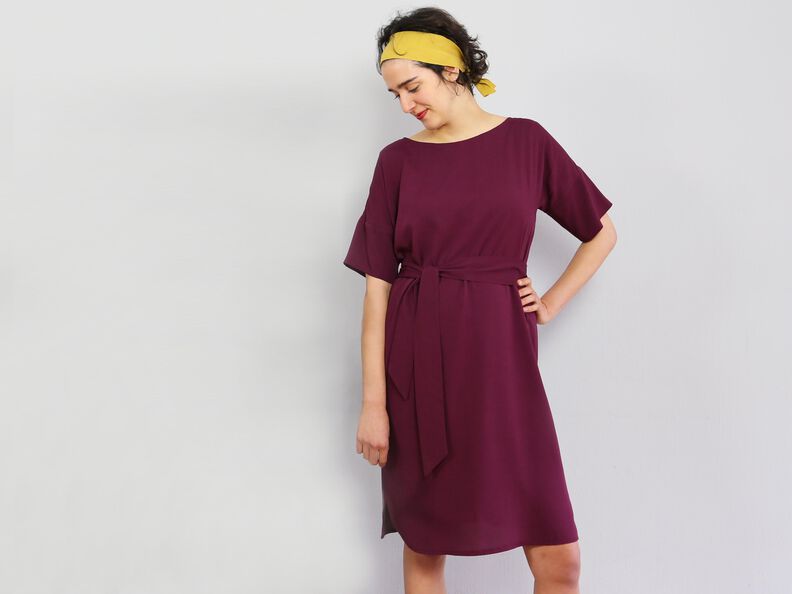 FRAU META - lässiges Kleid mit Gürtel XS-XXL image number 2