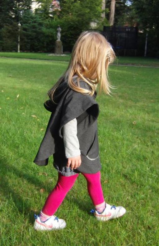Cape/Poncho "LUNA", Gr. 110-152 image number 4