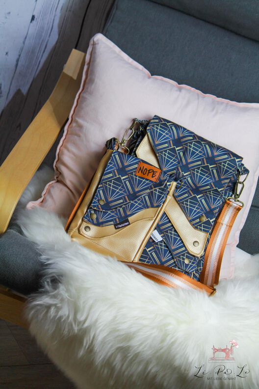 Ebook Cross Body Bag Big Pixxi ca. 33 x 23 x 5 cm image number 4