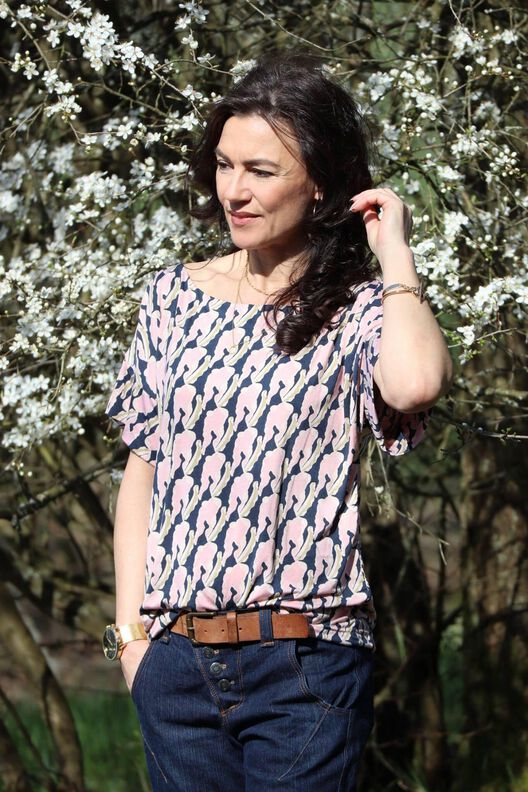 Clara Kleid oder Shirt Nähanleitung und Schnittmuster 34-48 image number 10