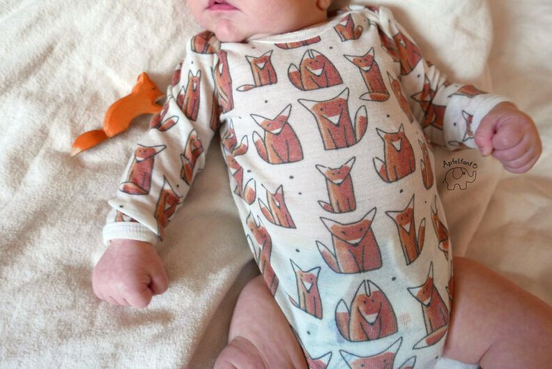 Baby Basics: Body, Shirt, Hose und Pulli 50-104 image number 6