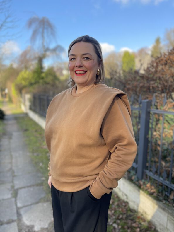 eBook Sweater "Frau Bora"  image number 8