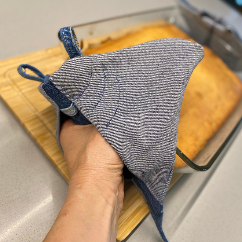 Topflappen nähen aus alten Jeans, Mantarochen  image number 6