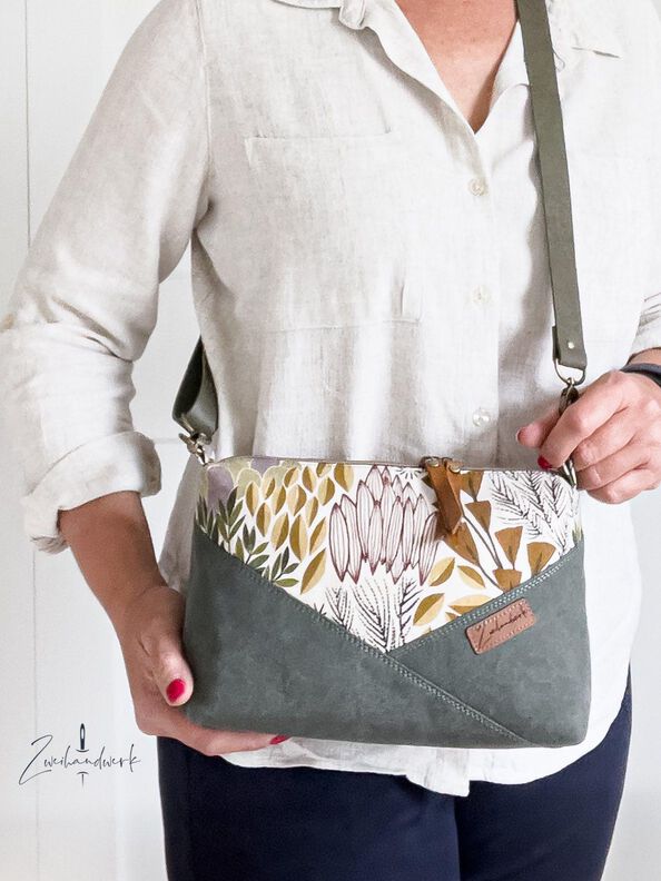 Cross Body Bag Nale - in 3 Größen image number 5