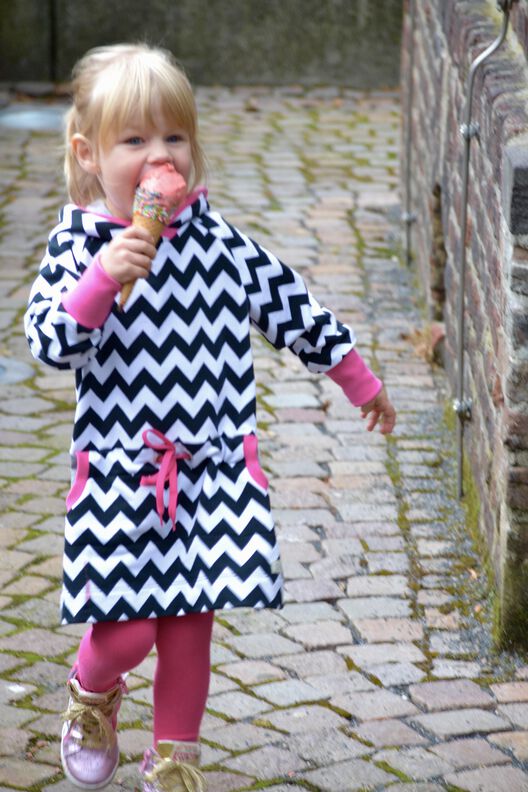 "Cozy-Dress" Sweat-Kleid /Nähanleitung und Schnittmuster image number 5