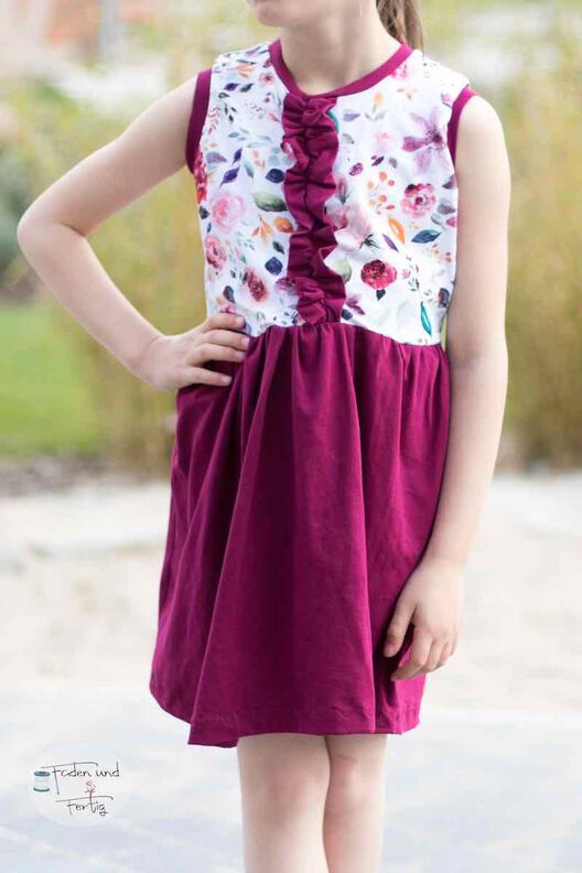 Jerseykleid "Paulina", Schnittmuster Gr. 110-152 image number 4