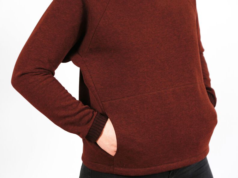 FRAU BETTI - Fledermaussweater mit Bauchtasche XS-XXL image number 5