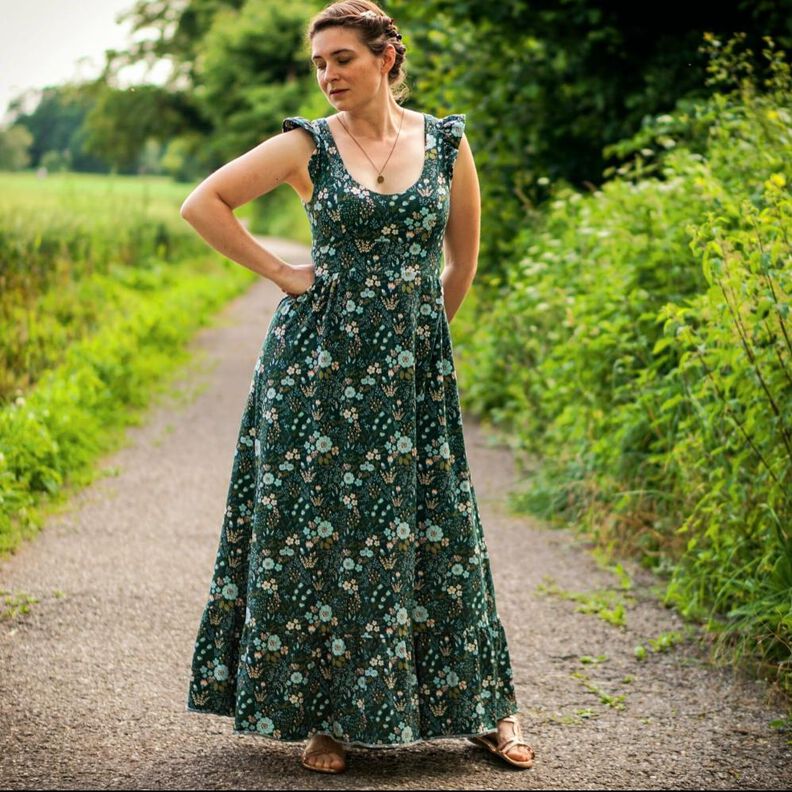 KLEID - * Look at MEE * - GR.32-56 - für dehnbare Stoffe image number 1