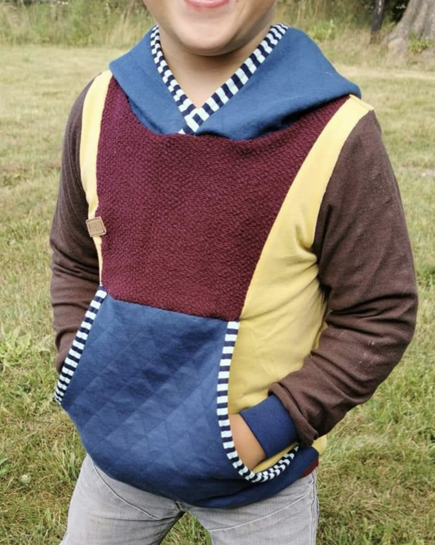 E-Book Hoodie Knöpfli Größen 104 - 140 image number 9