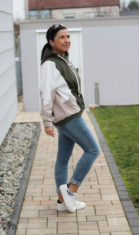 Hoodie WEIDEN Gr. 34-54 Ebook Schnittmuster image number 10