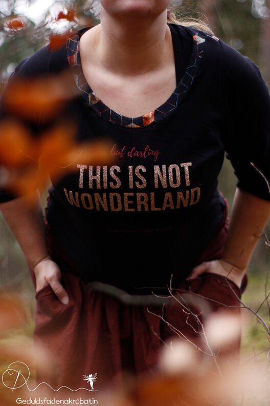 Plotterdatei But darling this is not Wonderland image number 2