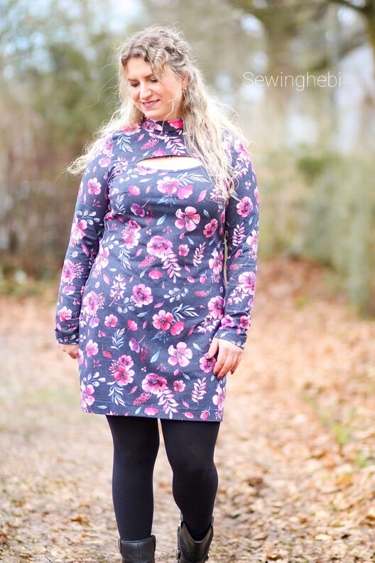 TURTLENECK SWEATER & DRESS 32-54 image number 10