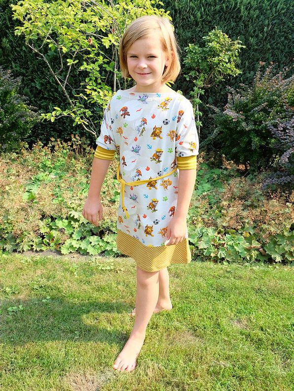 Kleid "Helena", Schnittmuster und Ebook Gr. 110 - 152 image number 4