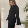 Strickkleid mit ausgestellten Ärmeln thumbnail number 4