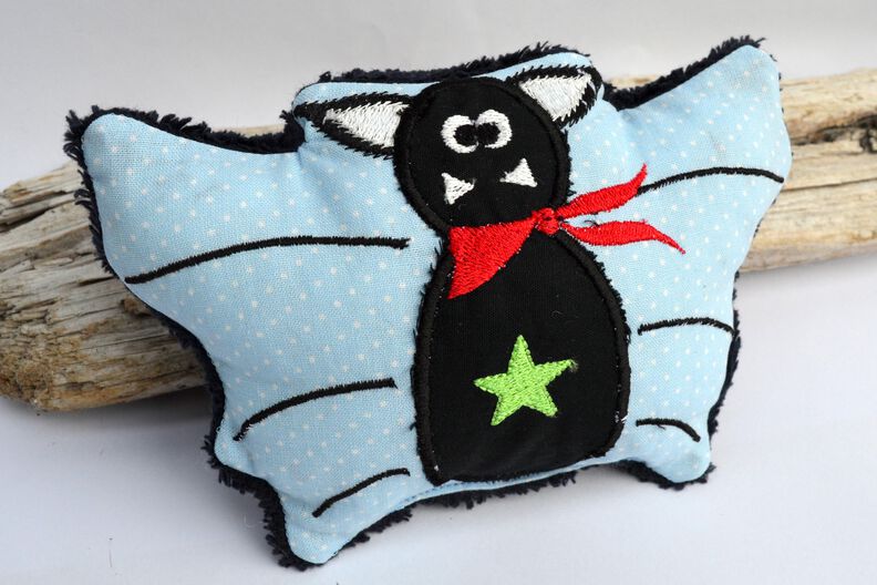 ITH Stickdatei Fledermaus für den 13x18cm Rahmen image number 2