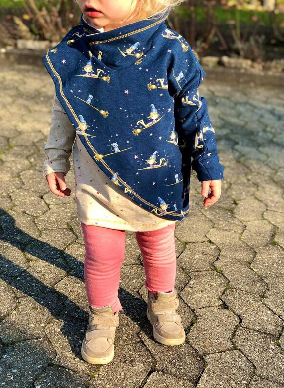Larena Kiddy Capehoodie Gr. 86-170 beamerfähig image number 7