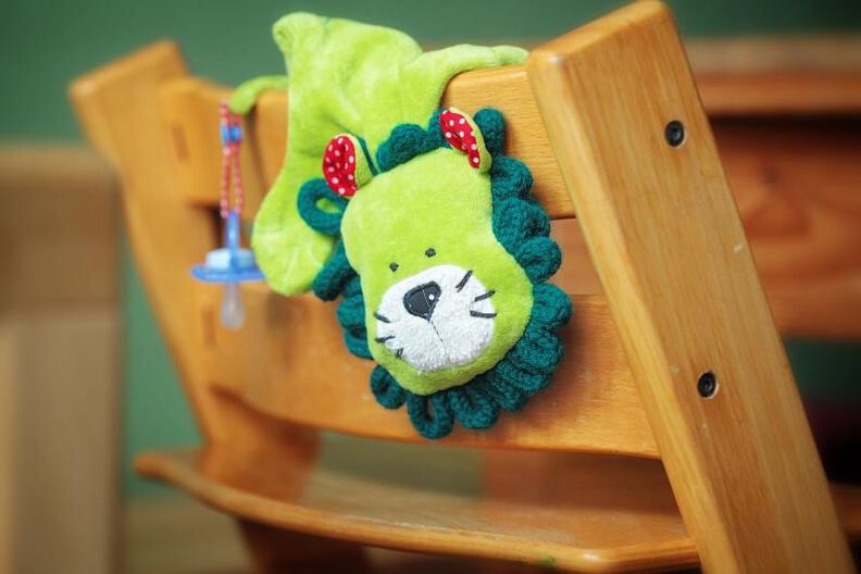 Nähanleitung mit Schnittmuster Schmuselöwe "Theo Tatzenherz" (Kuscheltier, Schnullerhalter & Schnuffeltuch)  image number 2