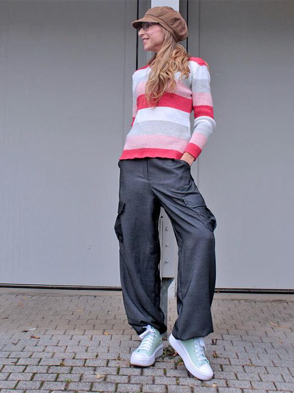 Cargohose Corinna A4, A0 und Beamerdatei image number 3