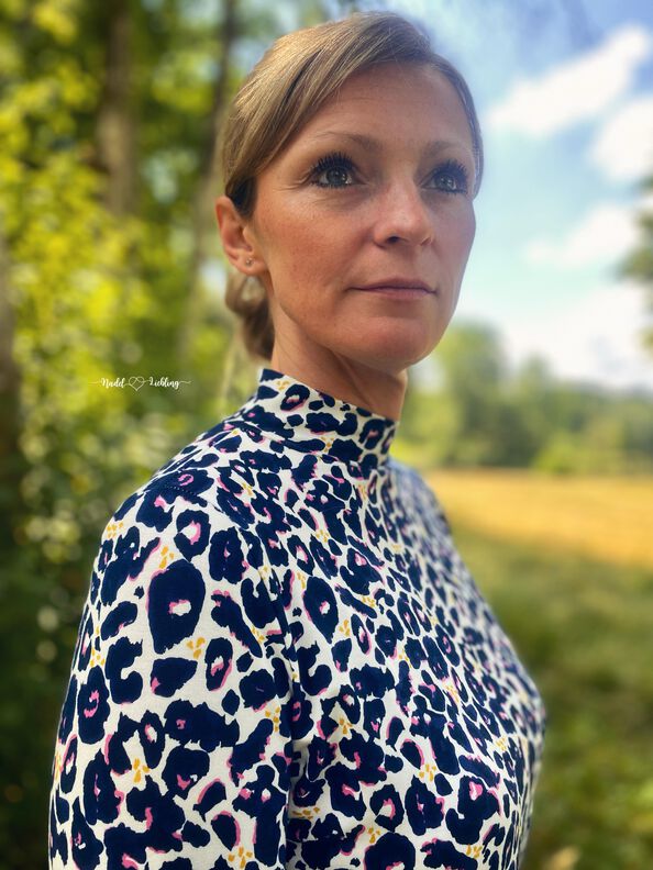 lovely neckline wonder 34-56 Shirt Pullover Rollkragenpulli image number 9