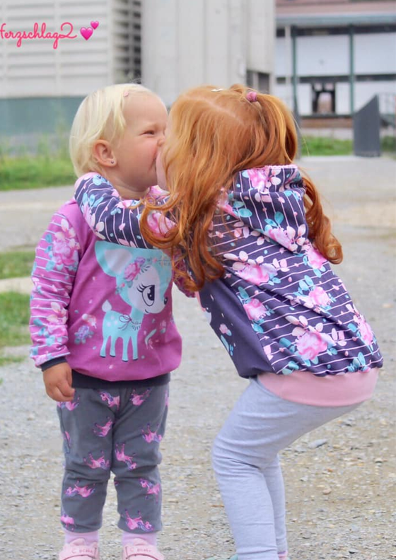 Lovely Heart Jacke und Hoodie Gr. 74 bis 152 image number 7