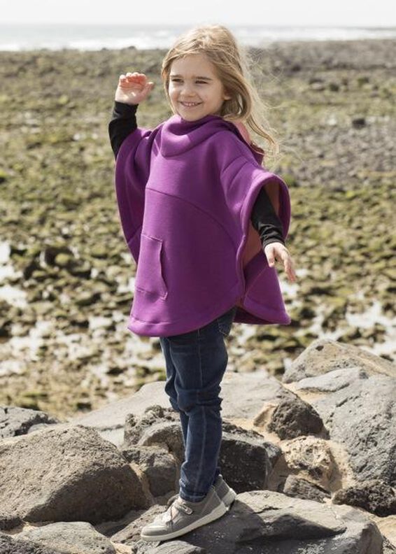 Cape/Poncho "LUNA", Gr. 110-152 image number 1
