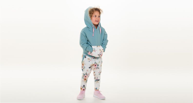 FLY Schnittmuster Schalkragenpullover für Baby und Kinder image number 4