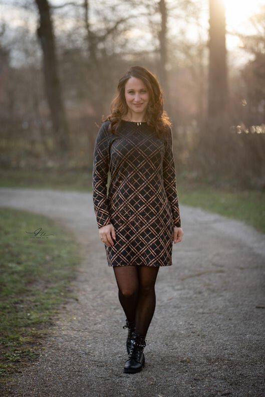 TURTLENECK SWEATER & DRESS 32-54 image number 3