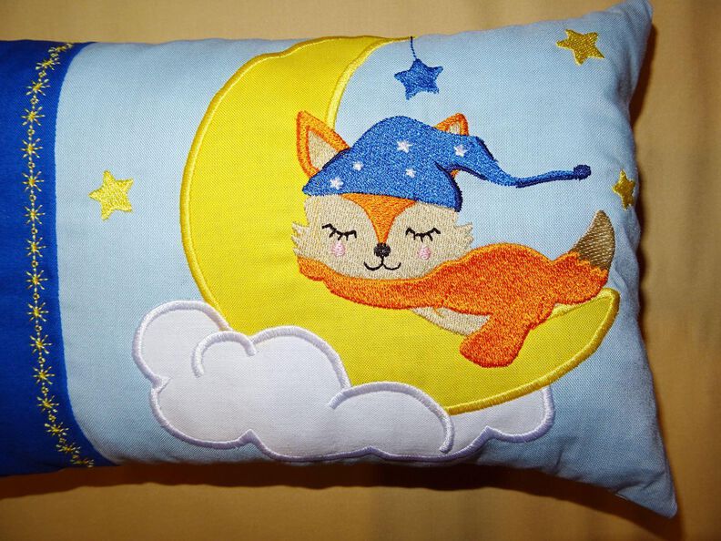 Stickdatei - Fuchs auf dem Mond Kissen und Lätzchen SET ITH image number 5