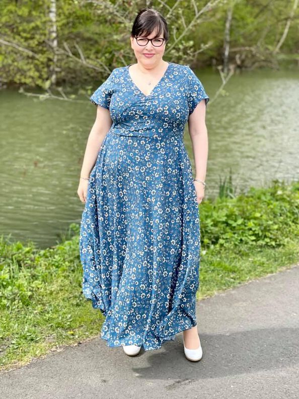 Kleid Damen – Schnittmuster Gr. 32-54 – #108 image number 5
