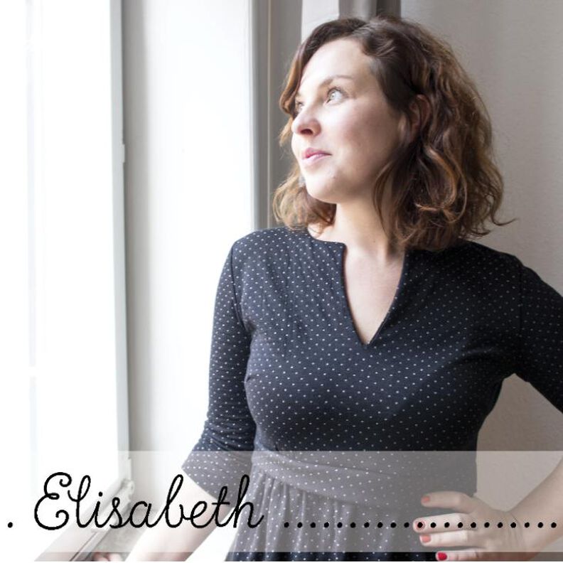 Elisabeth - festliches Winterkleid image number 1