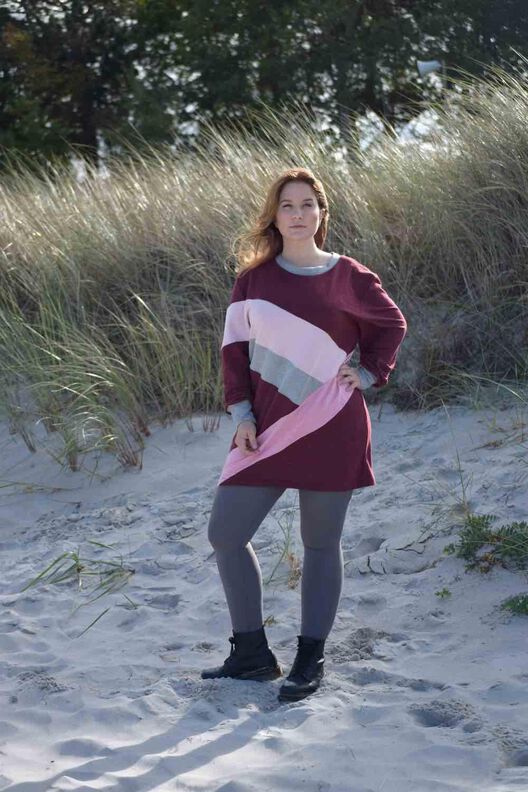 Color Blocking Sweatdress EMMA XS-3XL image number 3