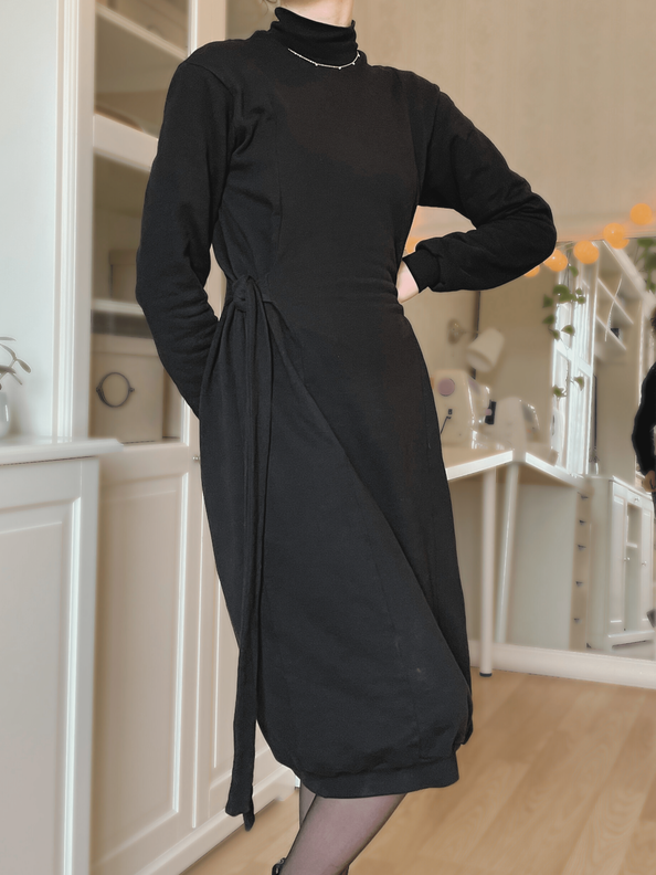 Midi Sweatshirtkleid  | Kleid mit Bindedetails | Linnea image number 3