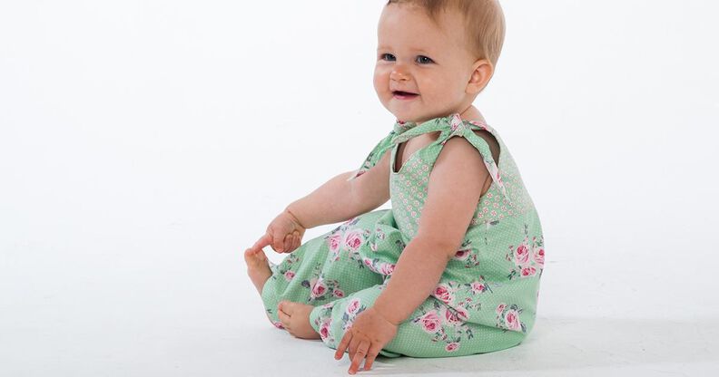 CHARLOTTE Baby Overall, Latzhose, Trägerhose image number 2