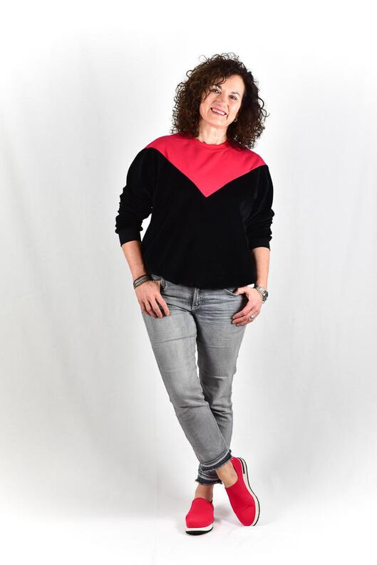 CreaRetro - Pulli mit V-Passe Schnittmuster Nähanleitung image number 4