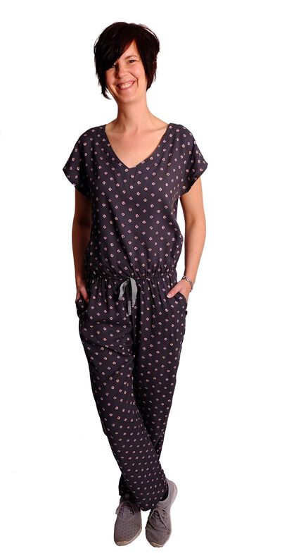 Jumpsuit, Viskosejumpsuit "Mila", Gr. 158-46 image number 3
