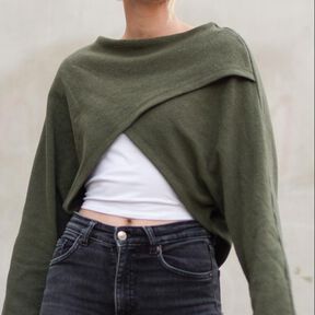 Kurzer überkreuzter Pulli  NORA - Gr. 32 - 46